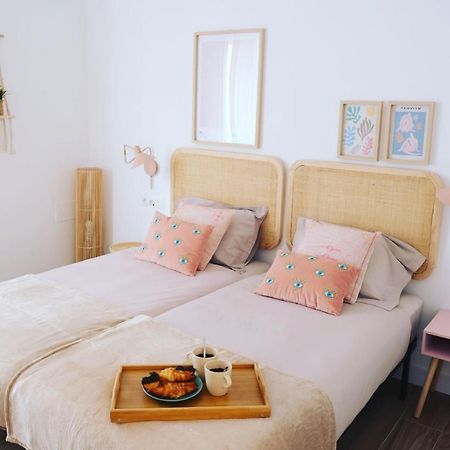 Bright And Modern Apartment In Bilbao City Center Екстериор снимка